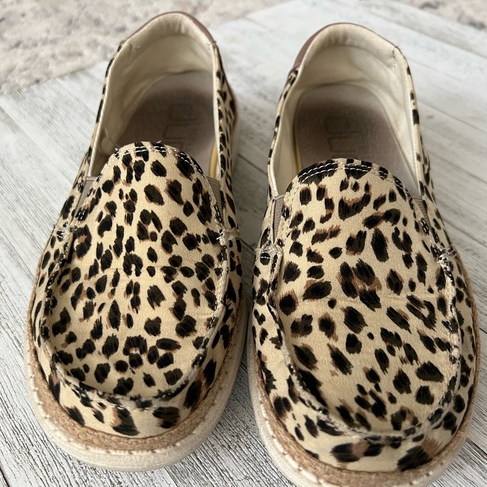 Hey dude Womens sz7